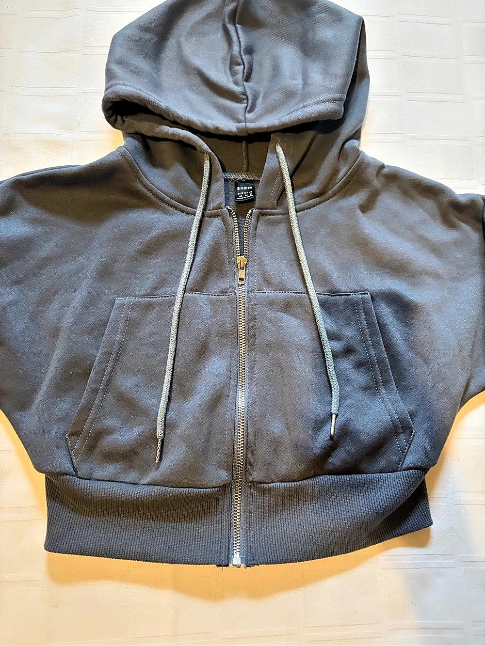 SHEIN EZwear Solid Zip Up Drawstring Crop Hoodie Gray